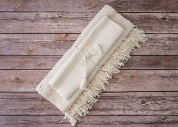 Maya White Cotton Rectangular Placemats